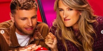The Voice-kijkers uiten massaal kritiek op dezelfde hoofdrolspeler: ‘Vreselijk irritante coach!’