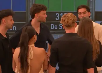 Complete onrust in de Bondgenoten-loods: onverwachte aankondiging zorgt voor enorme stress