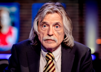 Felle kritiek van Johan Derksen op Married at First Sight: ‘TBS zou passend zijn’