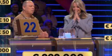 Opvallend moment in Miljoenenjacht: Linda de Mol zichtbaar geëmotioneerd door finalist Nicky