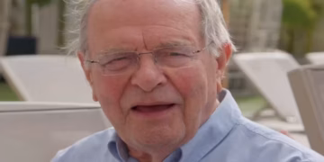 Aangrijpend einde van Een vergetelijk mooie reis raakt kijkers diep: ‘Wat een bijzondere aflevering’