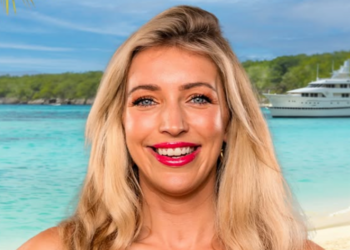 Denise zorgt voor ophef na opvallende actie richting Mama Mo tijdens opnames