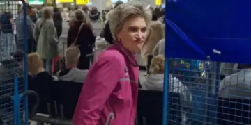 Schiphol grijpt hard in na bizarre valse melding van passagier: ‘Dit is gewoon een misdrijf’