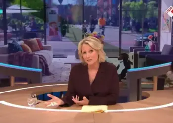 Publiek positief verrast door optreden Antoinette Hertsenberg bij Jinek