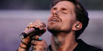 Stevige kritiek op André Hazes: ‘Ruzies met Noa lopen zo uit de hand dat ze huilt’