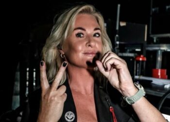 Miss Montreal maakt spottende opmerking over Roxeanne Hazes en doet stof opwaaien