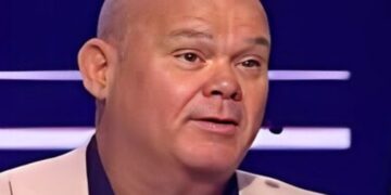 Paul de Leeuw zorgt opnieuw voor discussie bij Stars on Stage