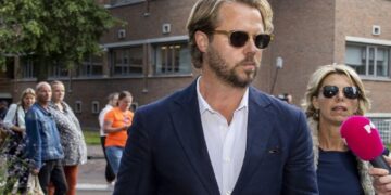 Theater geschokt door nieuwe ontwikkelingen rond Thijs Römer: ‘Waar stopt dit?’