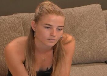 De Bondgenoten-Anouk compleet overrompeld door harde eis van haar familie