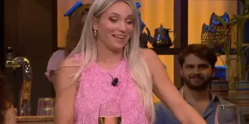 Hélène Hendriks zorgt voor ongemakkelijk moment in De Oranjezomer: ‘Oei…’