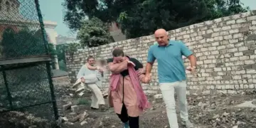 Ontvoerd begint met aangrijpende bevrijding van Janine en haar dochter