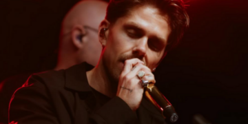 Nieuwe tegenslag hakt erin bij André Hazes: ‘Dan liever de stekker eruit’.
