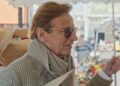 Frank Jansen trekt alles uit de kast in Oh Oh Den Haag en dat blijft niet onbesproken