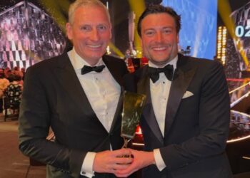Gert en Viktor Verhulst kondigen grootse plannen aan, maar vertellen lang niet alles